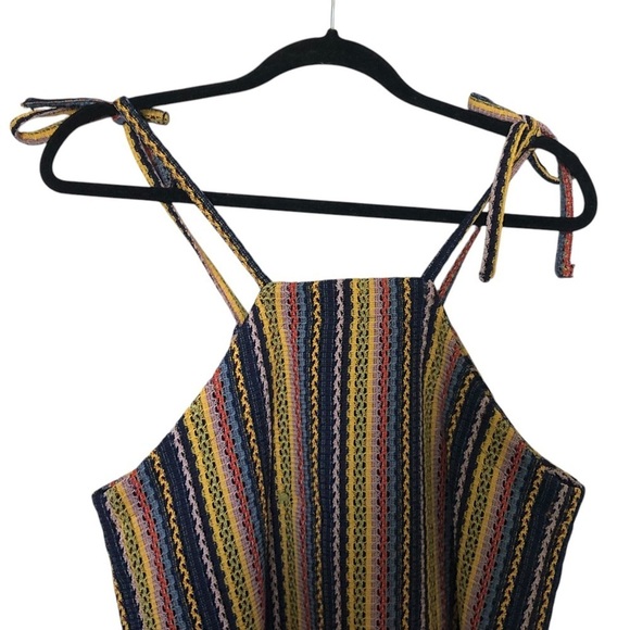 Texture & Thread Tie-Shoulder Tank Top in Rainbow Crochet - Picture 6 of 9